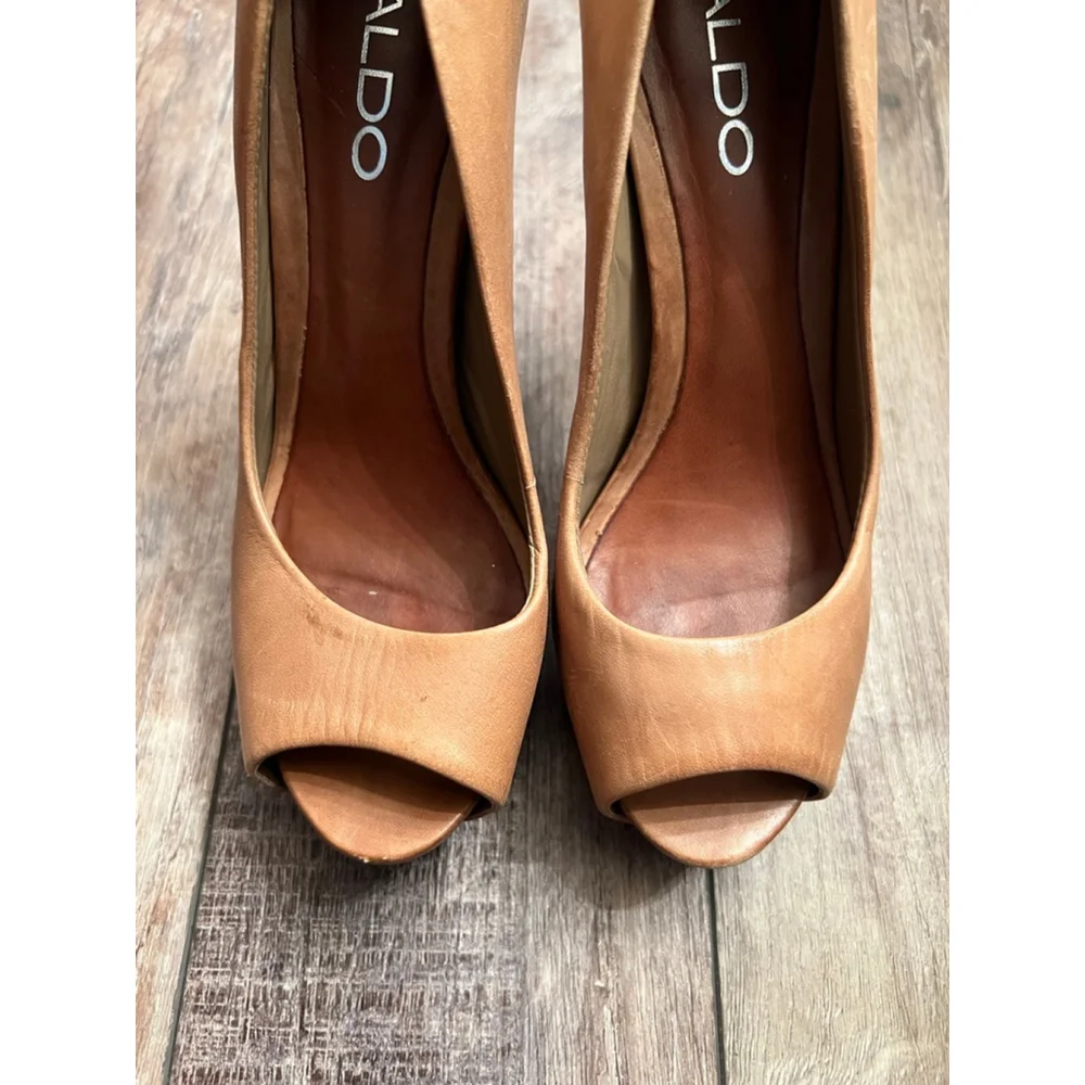 Women's ALDO Tan Leather Peep Toe Heels Size